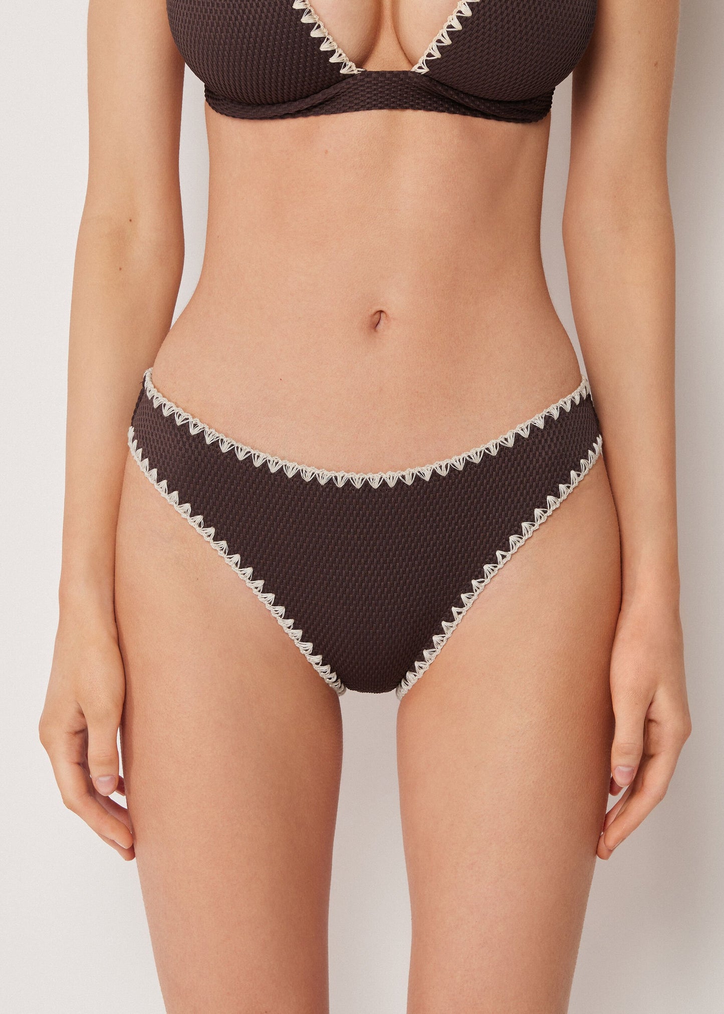 Bikini Bottoms Bicolor Embroidery