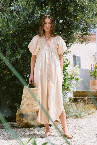 Annie Wear Midikleid mit gesmokten Puffärmeln