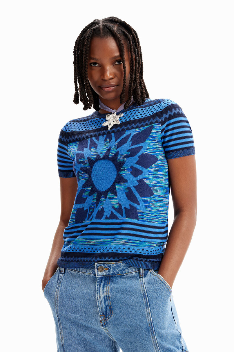 Knit flower T-shirt