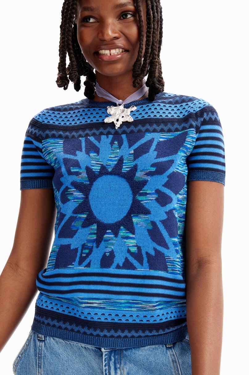 Knit flower T-shirt