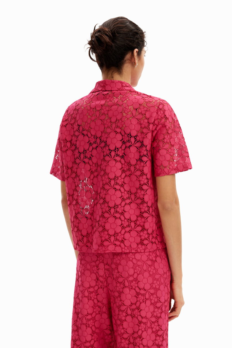 Short lace resort shirt
