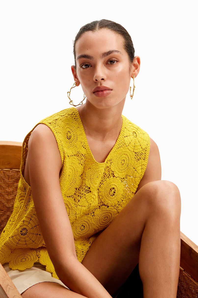 Floral crochet T-shirt