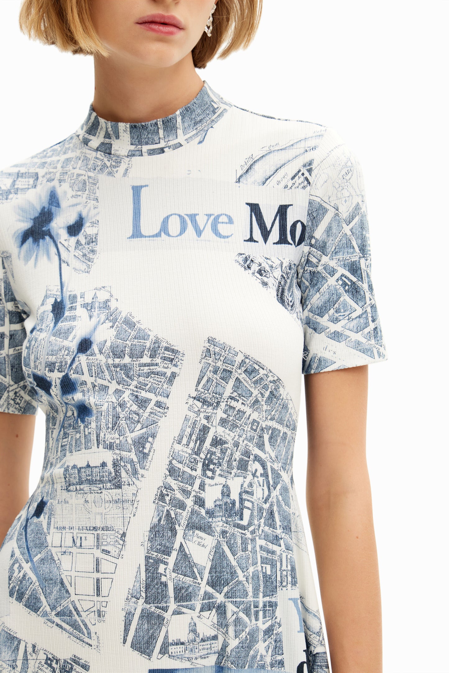 Short map skater dress
