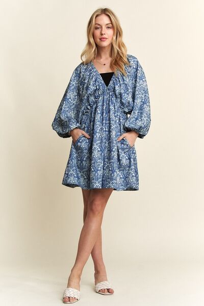 ADORA Bedrucktes Mini-Kleid mit V-Ausschnitt und Fledermausärmeln