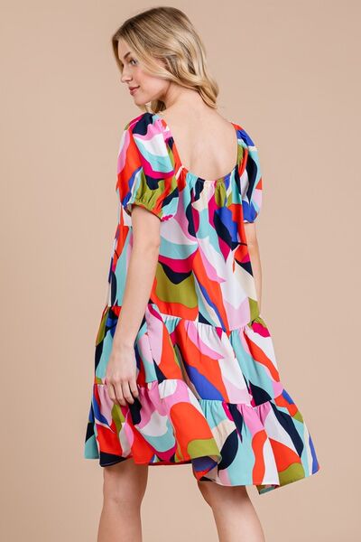 Ces Femme Abstrakt gemustertes Kleid mit Herzausschnitt und Puffärmeln