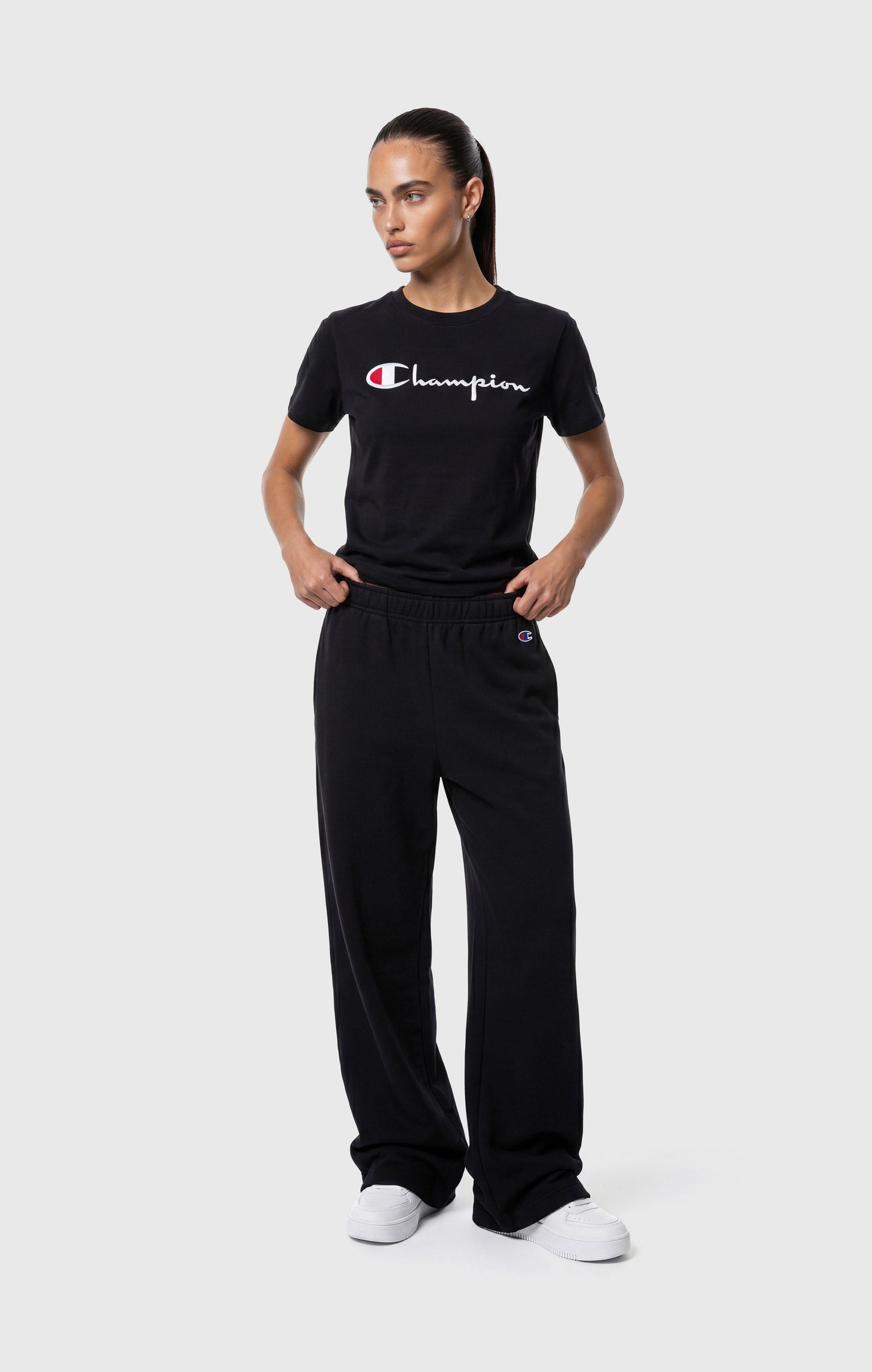 Damen-Reverse-Weave-Rundhals-T-Shirt mit gesticktem Logo