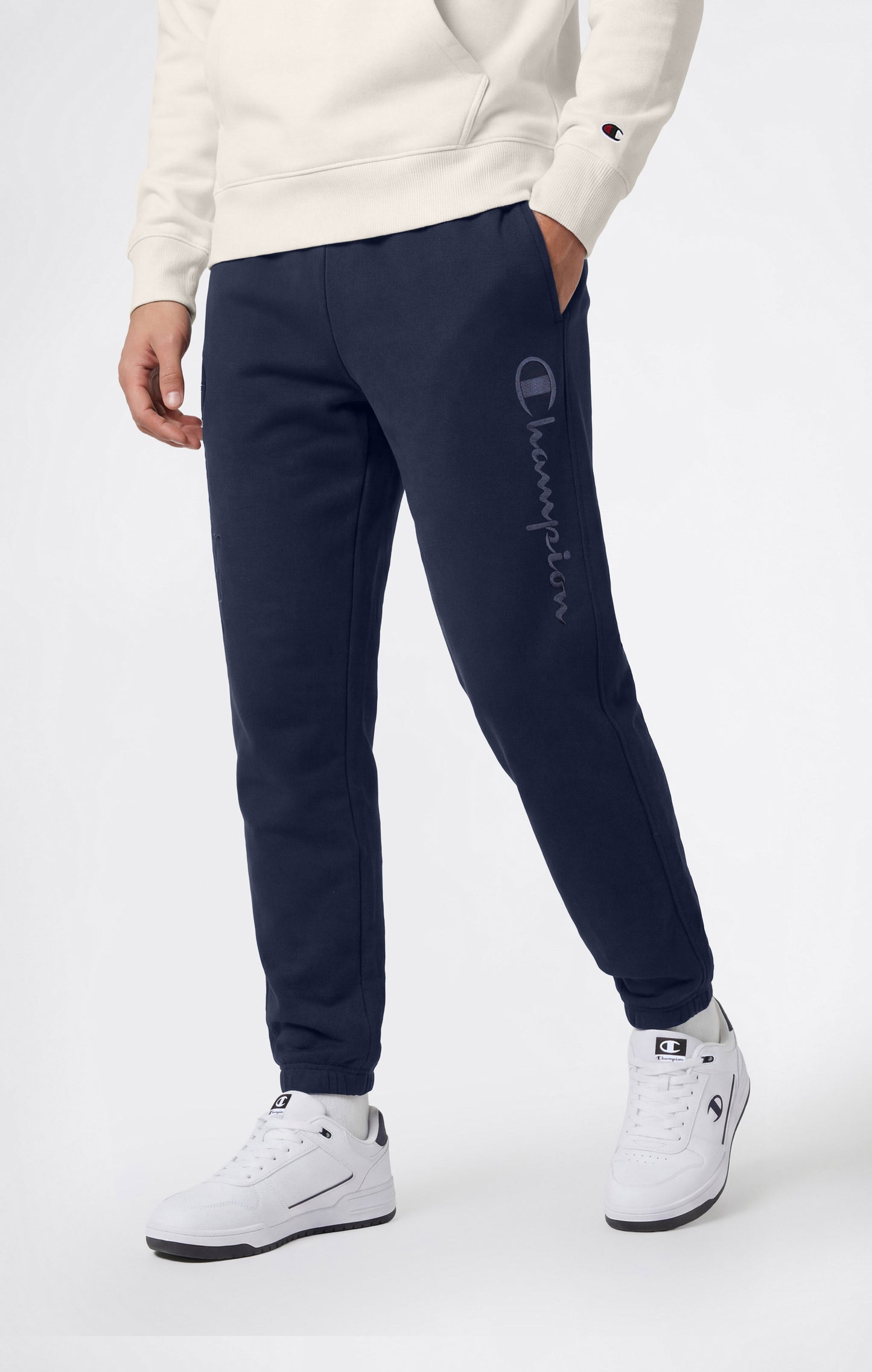 Herren-Leichthose mit elastischen Bündchen und tonalen Maxi-Logo-Ikonen in Stickerei