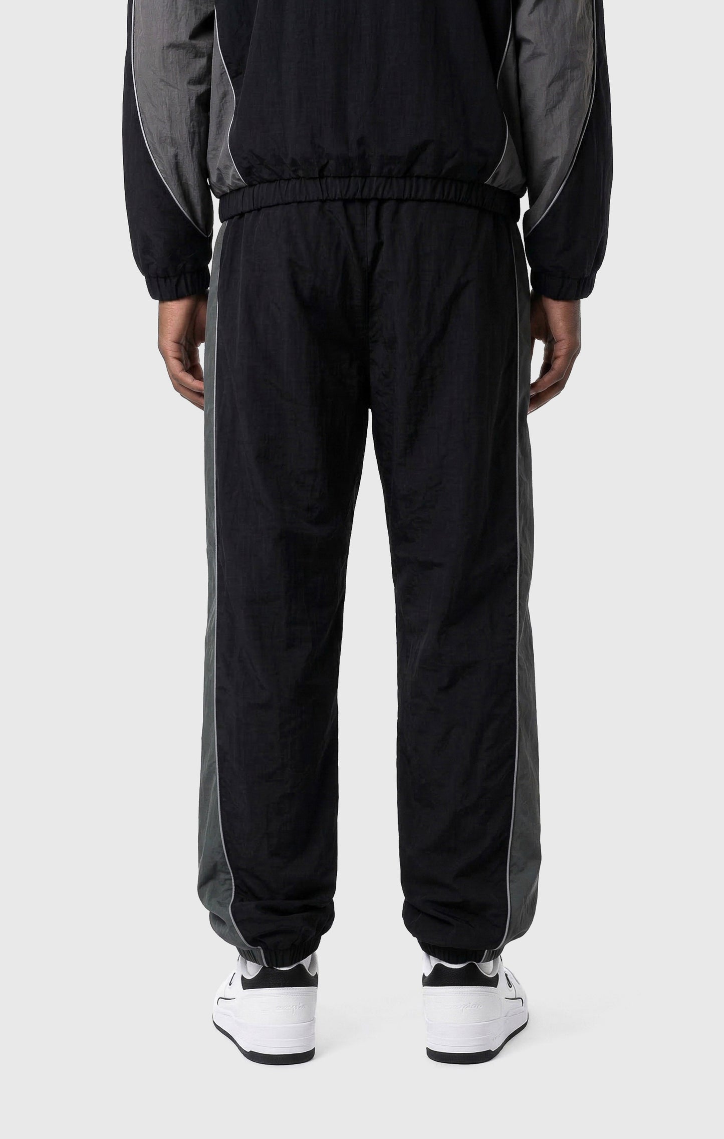 Men's Loose Fit Woven Nylon Pants
