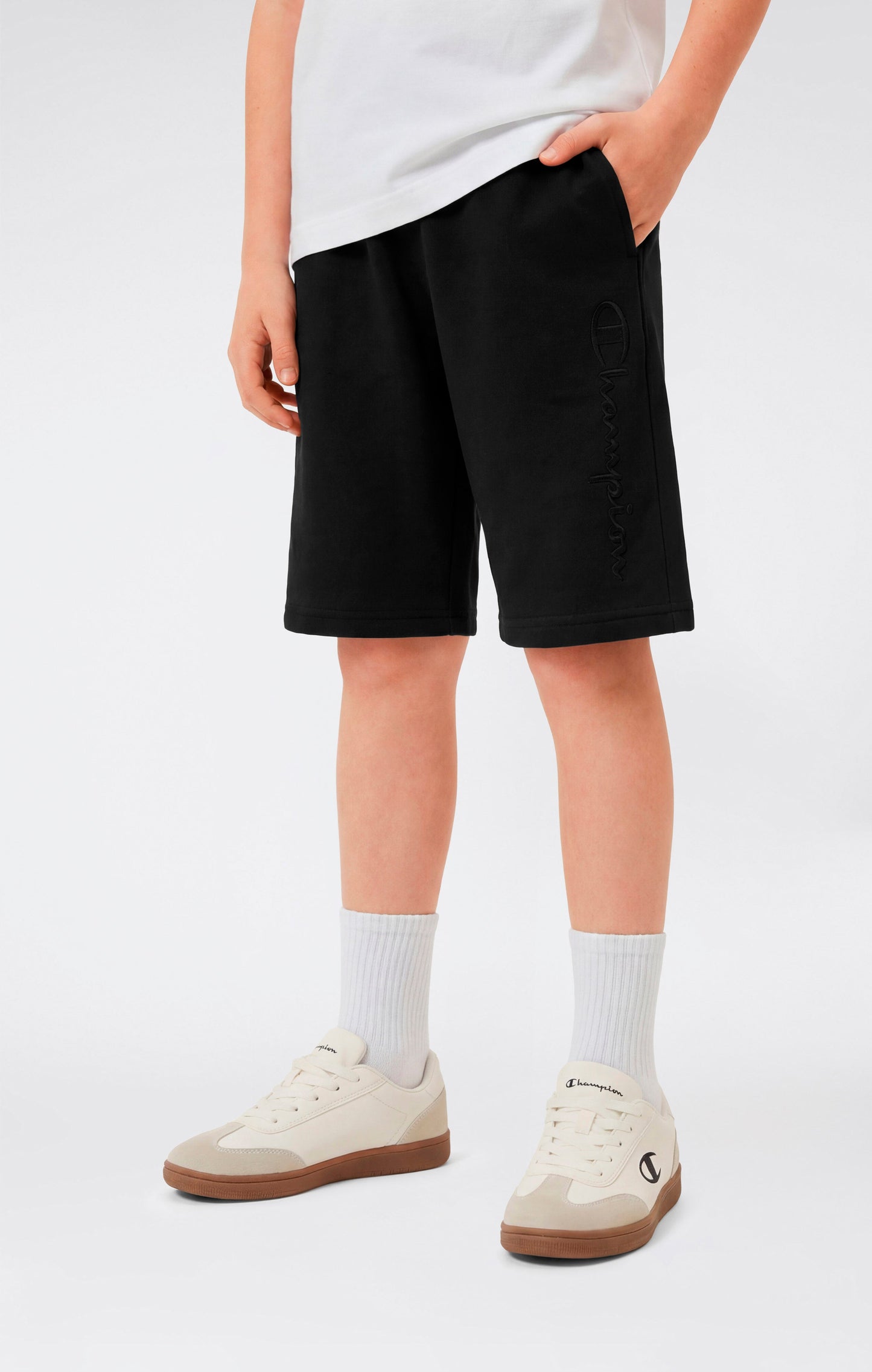 Jungen Bermuda-Shorts mit gestickten Maxi-Logo-Icons