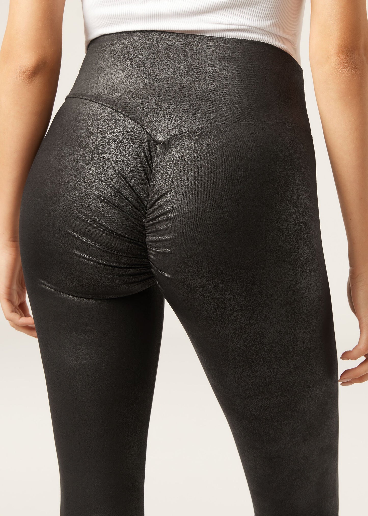 Scrunch Coated Effect Leggings